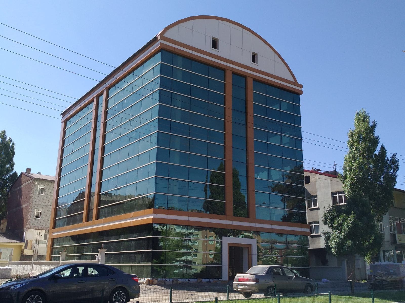 Özgürler İş Merkezi Erzurum